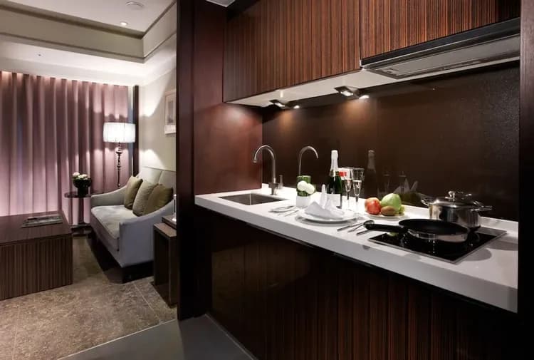 Private kitchenette
