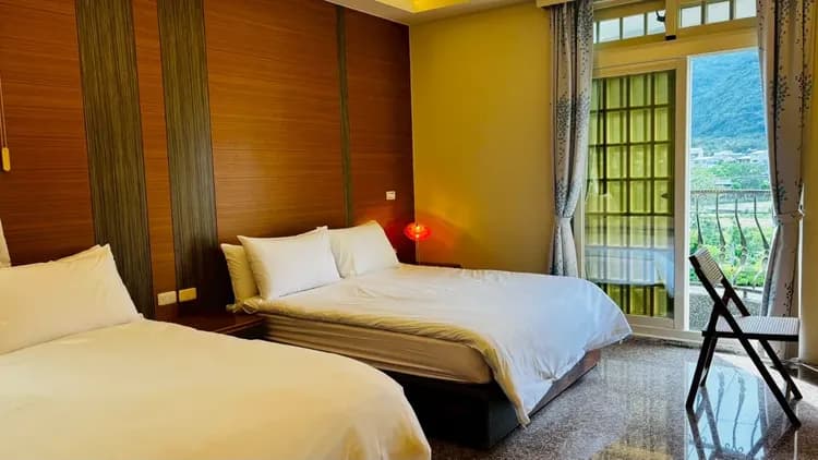 Elephant garden B&B-9