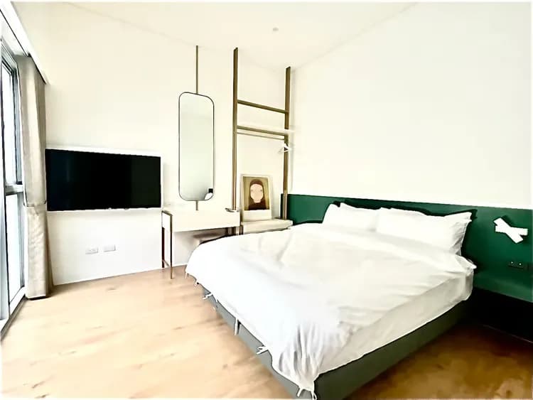 二樓203房天空窗景雙人雅房