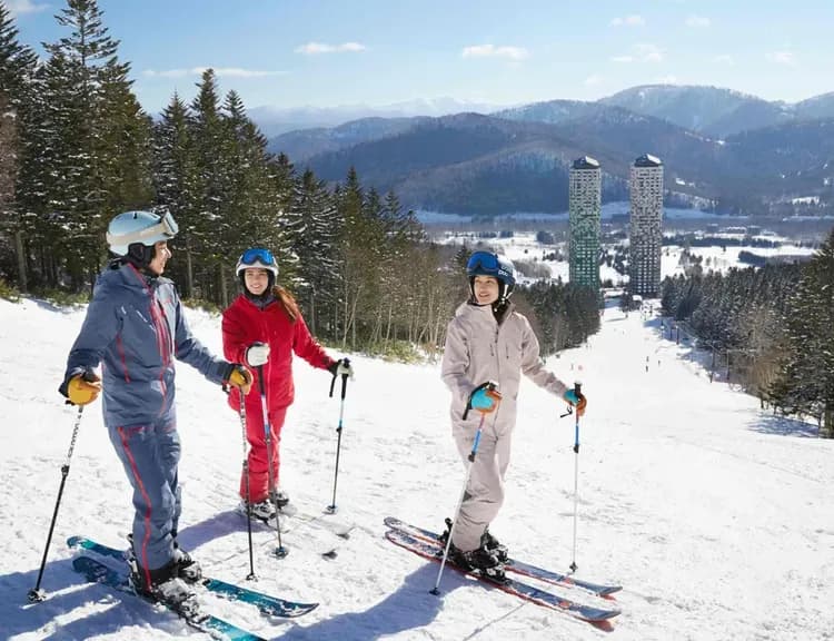 北海道跟團推薦,玩樂369北海道旅遊|保證入住TOMAMU星野渡假飯店.滑雪體驗.愛絲冰城.水教堂.霧冰平台纜車.小樽漫遊.溫泉美食五日