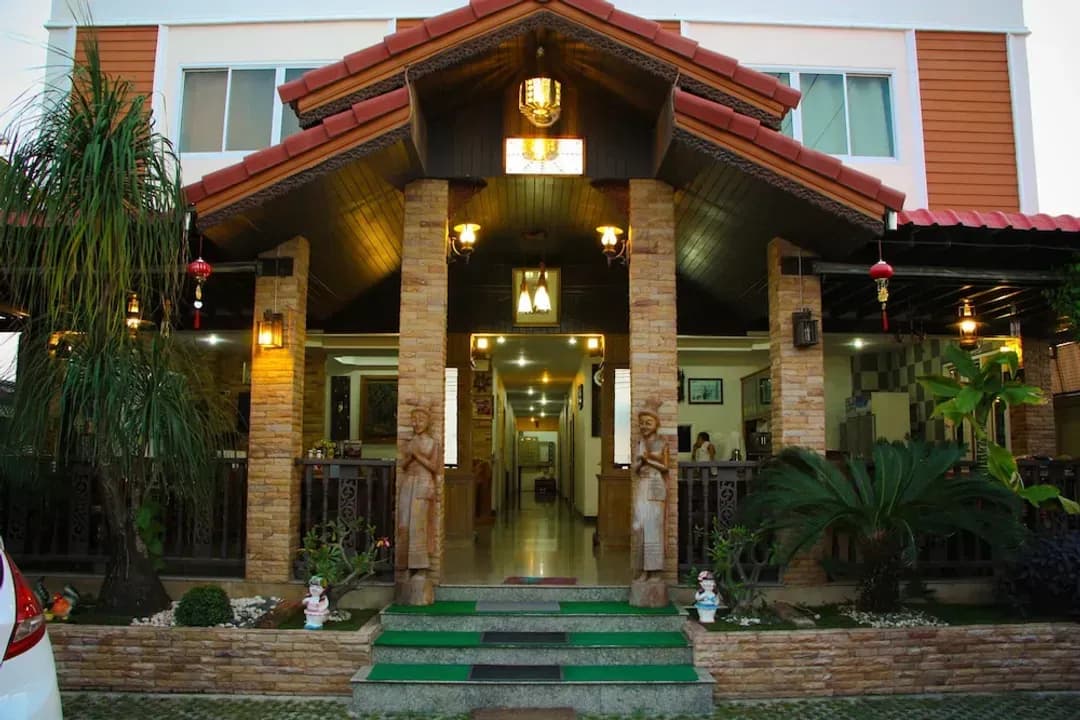 班武里府-華欣艾亞蘭酒店