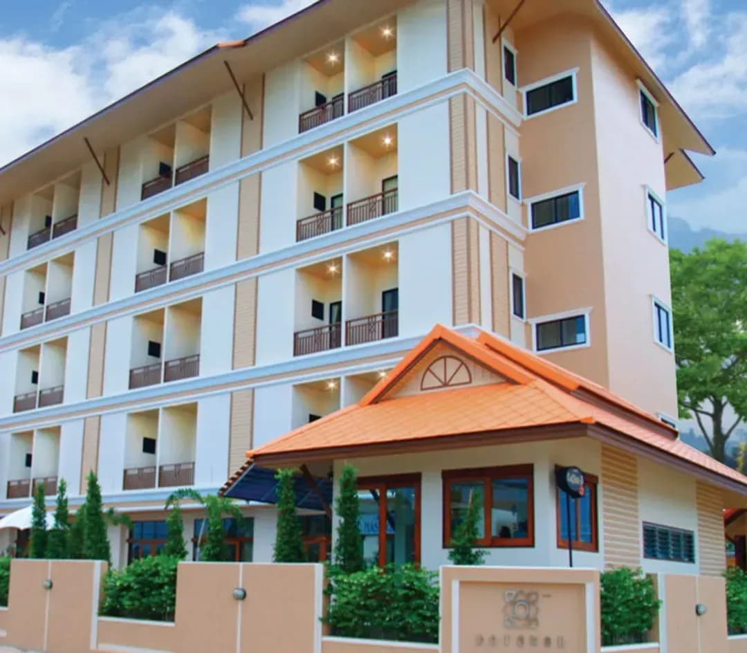 班武里府-納拉宛飯店