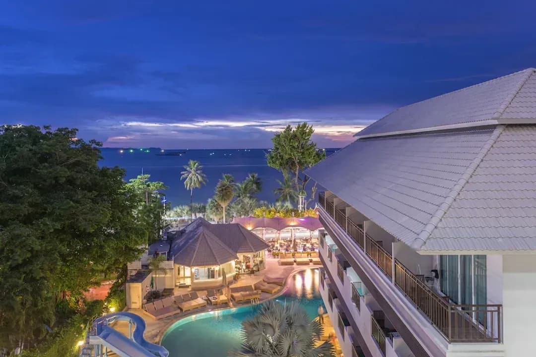 Chonburi-The Pattaya Discovery Beach Hotel Pattaya