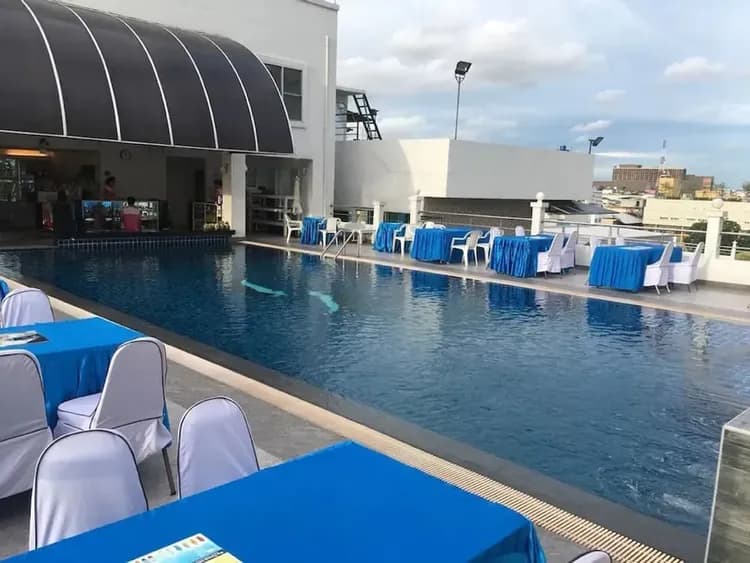 Rooftop pool