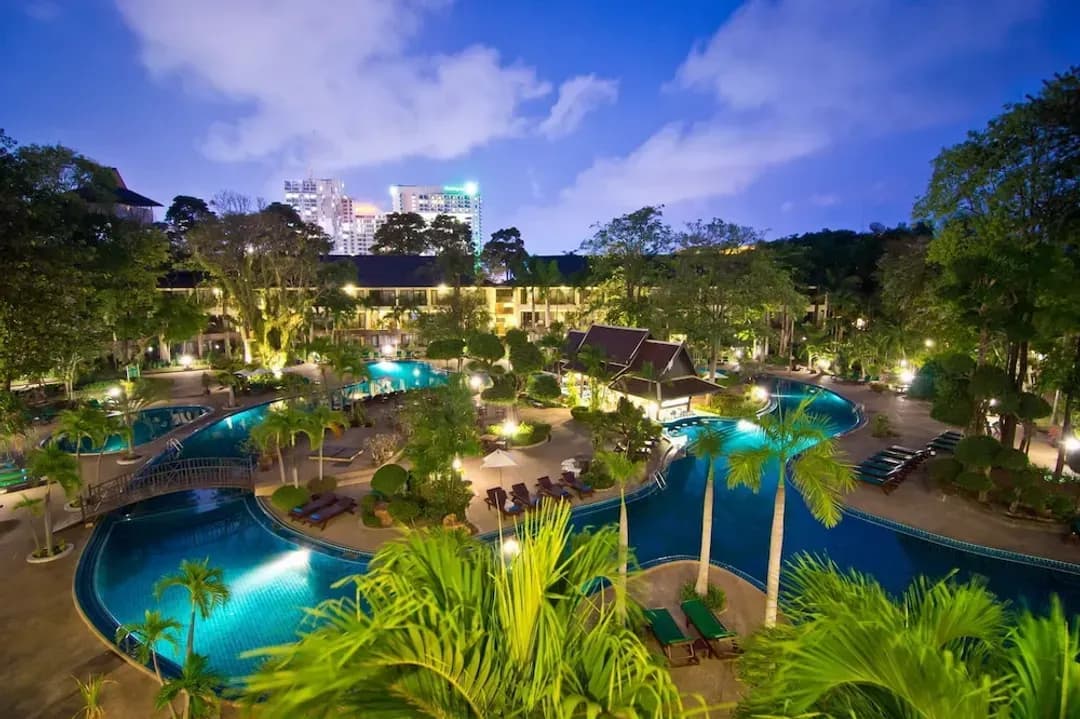 Chonburi-Green Park Resort