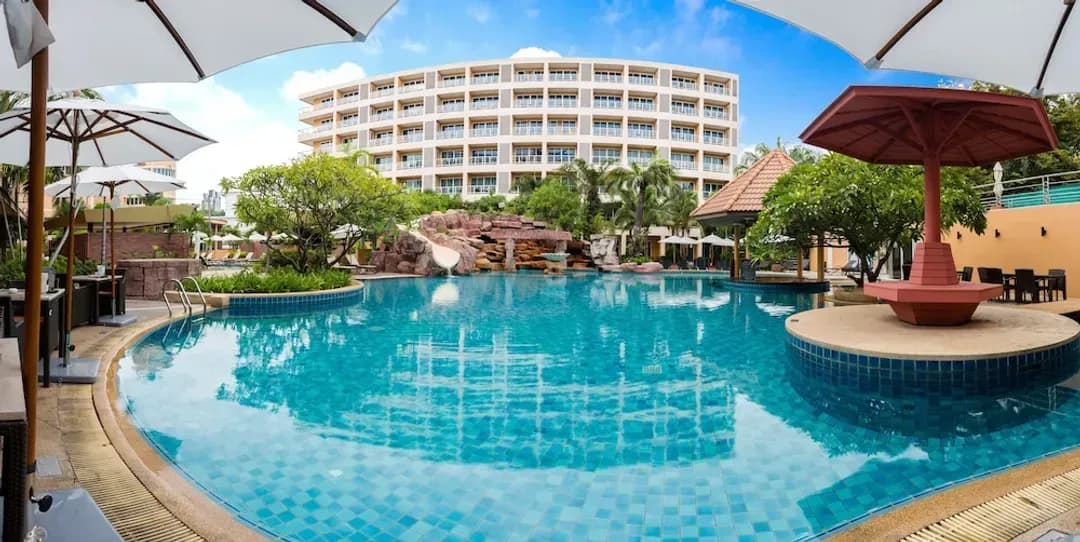 Chonburi-Nova Platinum Hotel