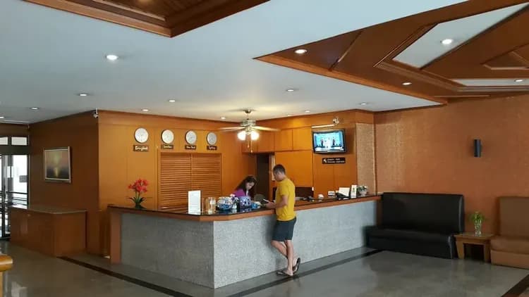 Check-in/check-out kiosk