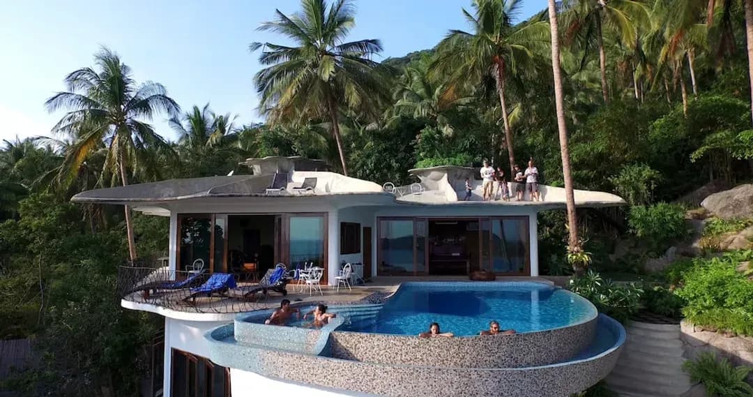 スラータニー-モンキー フラワー ヴィラズ