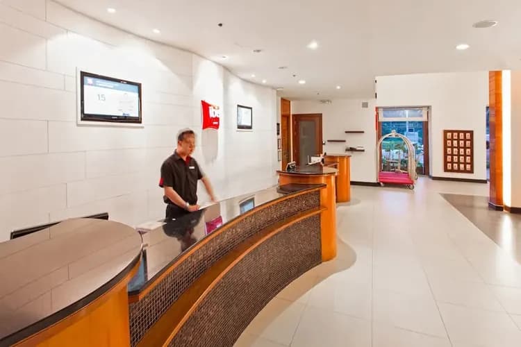 Check-in/check-out kiosk