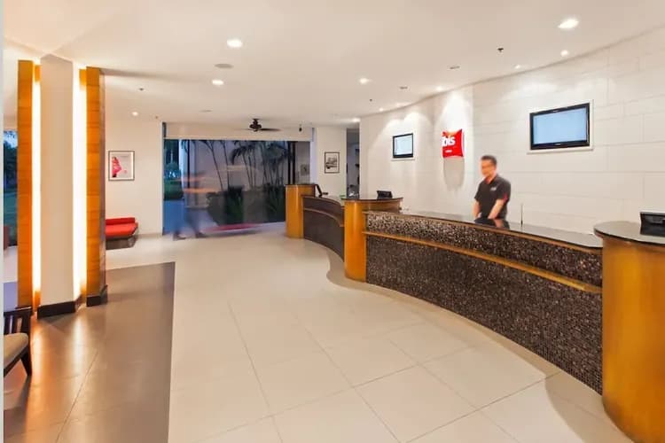 Check-in/check-out kiosk