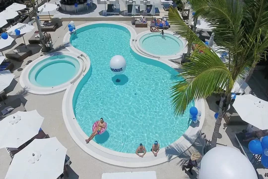 수랏타니-콤보 비치 호텔 사무이