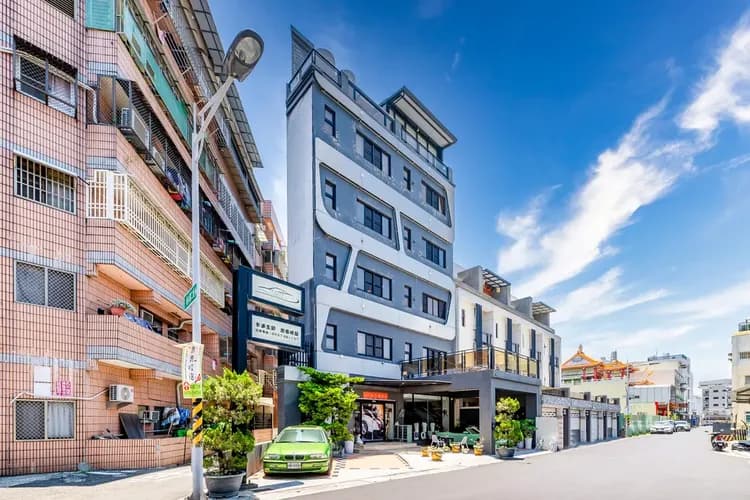 Happiness Romantic B&B-12