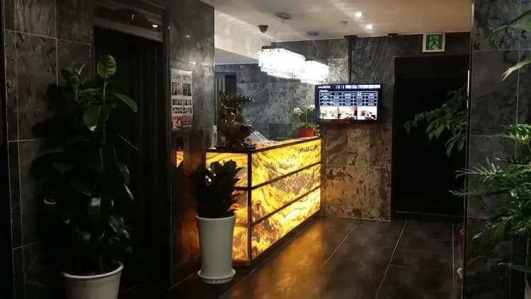 Check-in/check-out kiosk