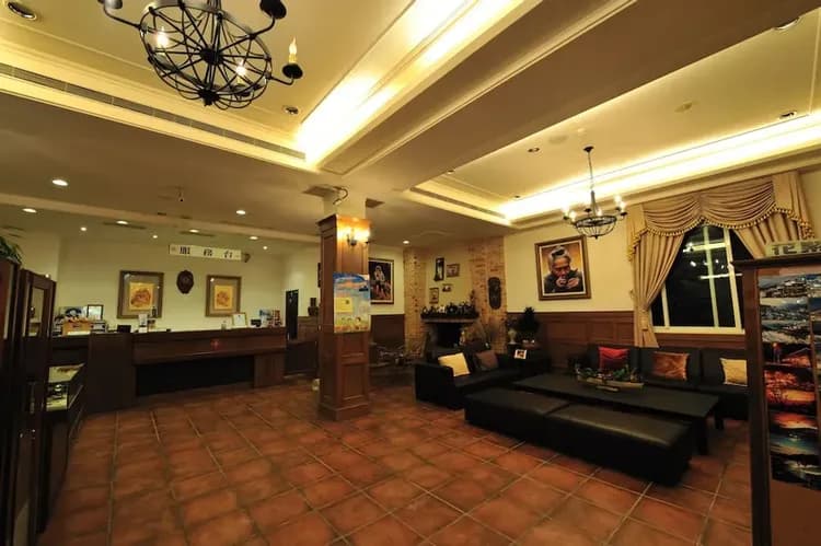 Check-in/check-out kiosk