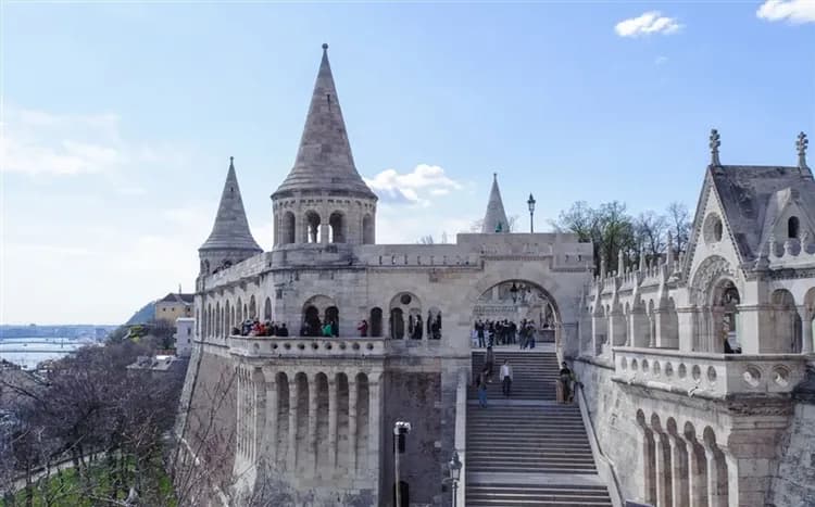 【春節折5000 奧捷斯匈十日】三晚五星、維也納雙宮、藝術史博物館、多瑙河遊船、布達佩斯漁人堡、哈修塔特-13