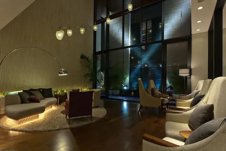 Lobby lounge
