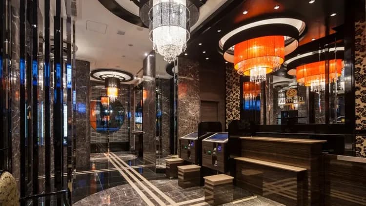 アパホテル〈東新宿歌舞伎町東〉-11