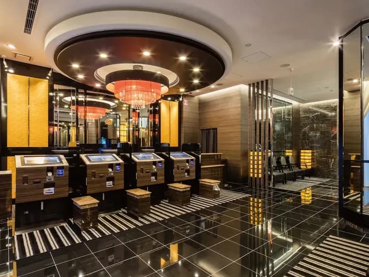 Check-in/check-out kiosk