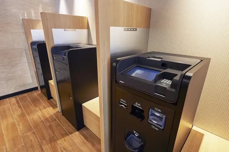 Check-in/check-out kiosk