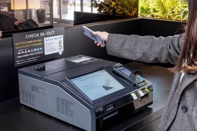 Check-in/check-out kiosk