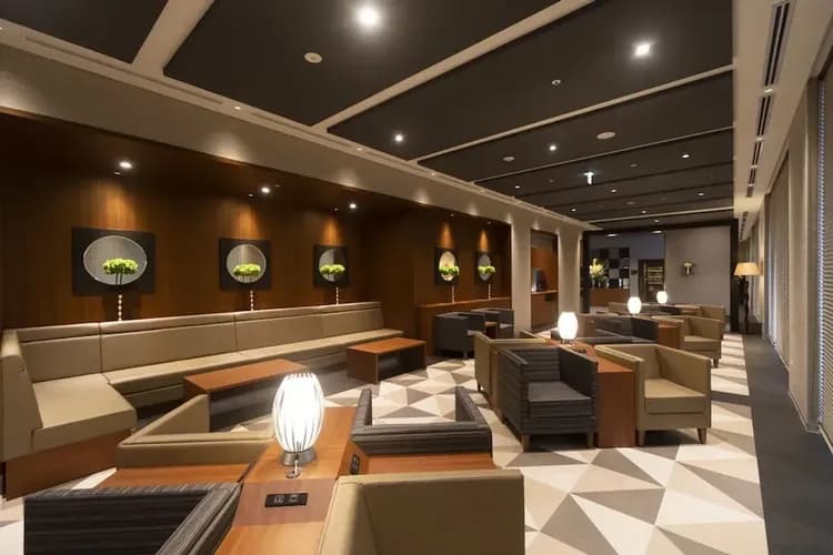 Lobby lounge