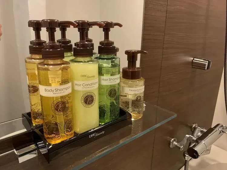 Bathroom amenities