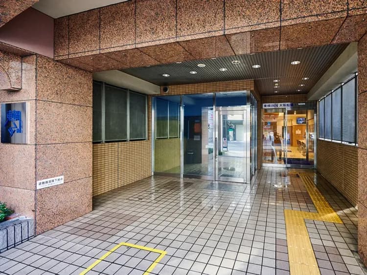東横INN大阪本町1-8