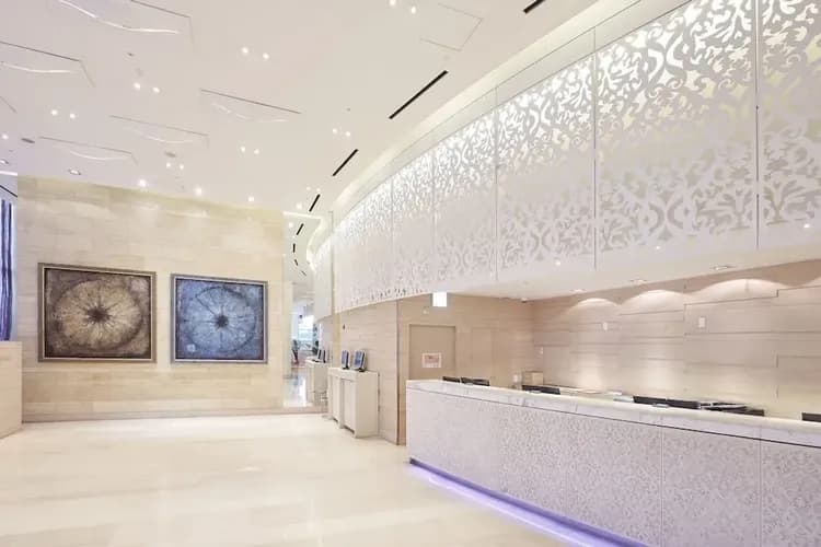 Check-in/check-out kiosk