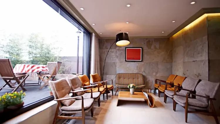 Lobby sitting area