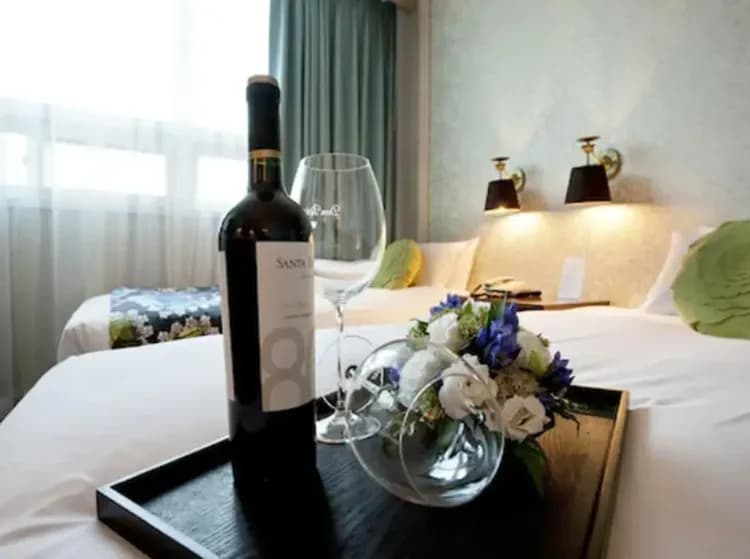 Room service - dining