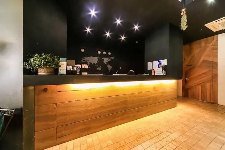 Check-in/check-out kiosk