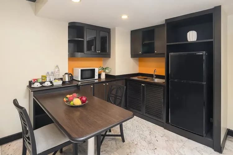 Private kitchenette