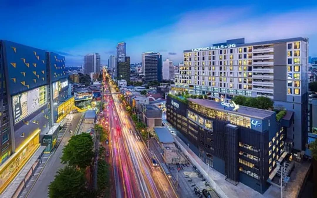 방콕-더 쿼터 랏프라우 바이 UHG