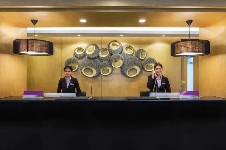 Check-in/check-out kiosk