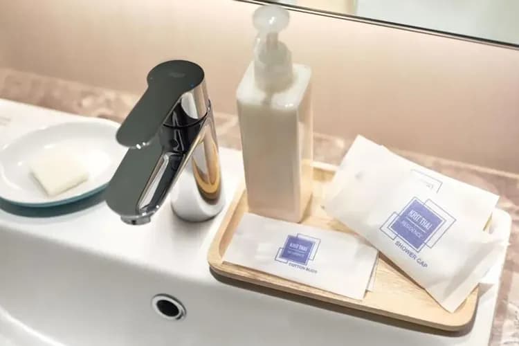 Bathroom amenities