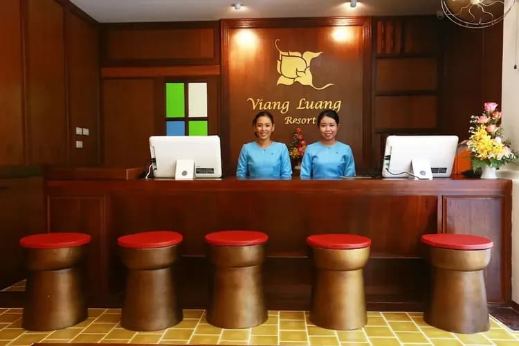 Check-in/check-out kiosk