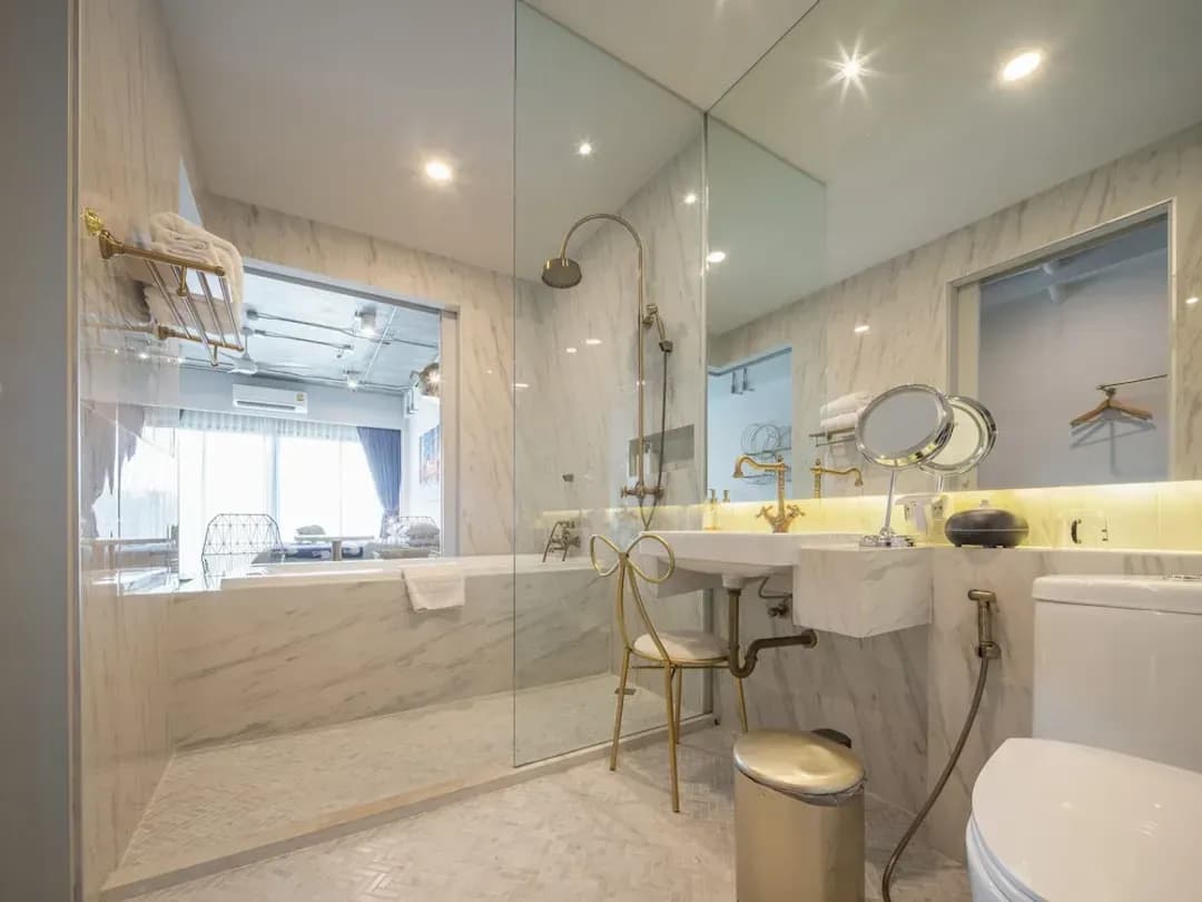 Chiang Mai-River Art Hotel