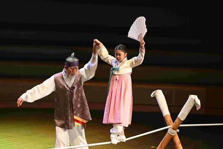 城男寺黨巴吾德兒表演