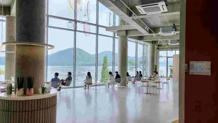 龍仁Green Whale 咖啡廳－室內景觀