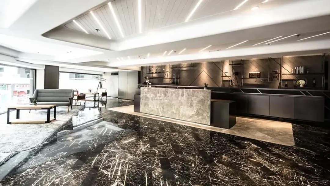 新界-ホテル イーズ トゥエン ワン