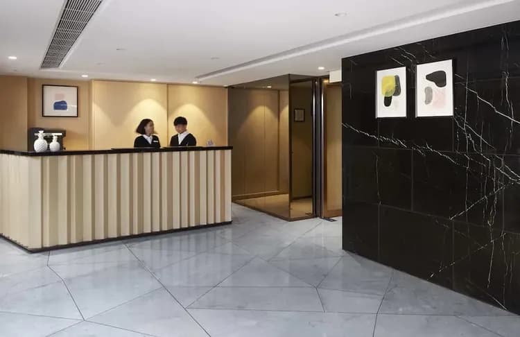 Check-in/check-out kiosk