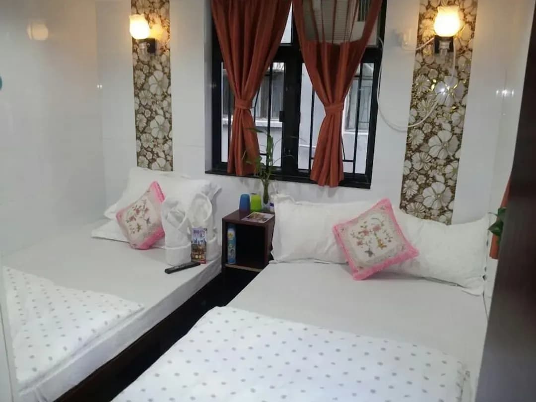 Kowloon-New London Hostel