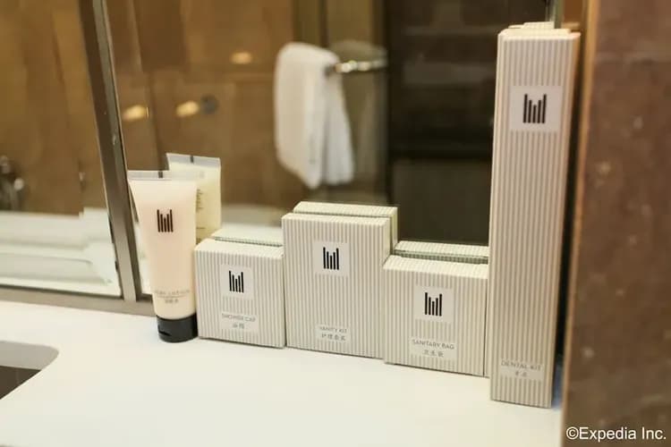 Bathroom amenities