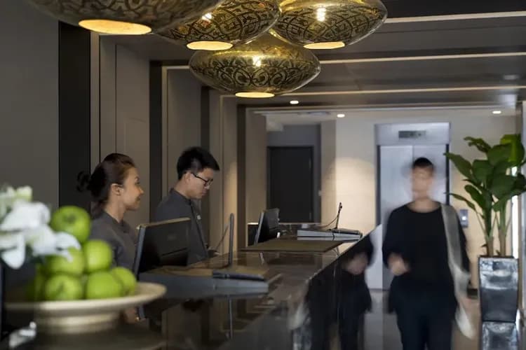 Check-in/check-out kiosk