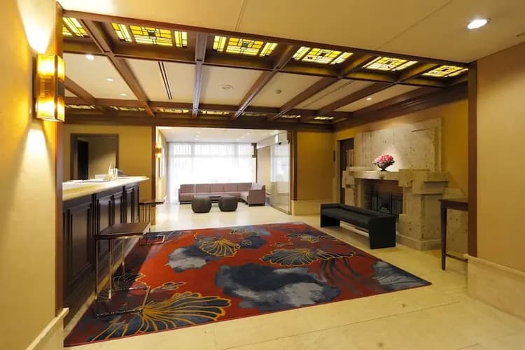 Check-in/check-out kiosk