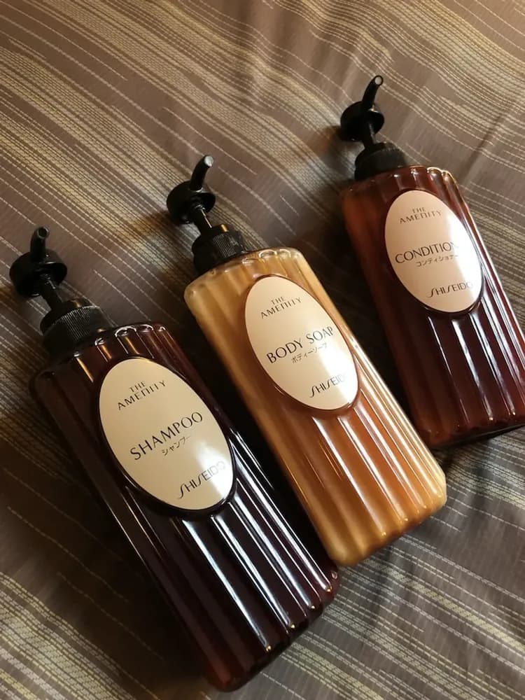 Bathroom amenities