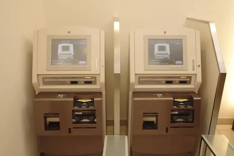 Check-in/check-out kiosk