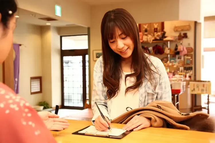 Check-in/check-out kiosk