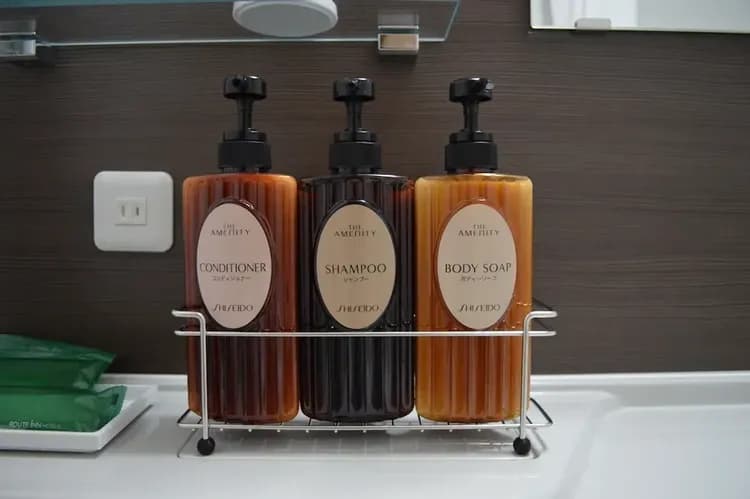 Bathroom amenities