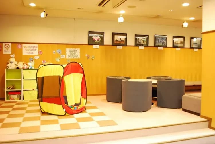 Children's play area - indoor